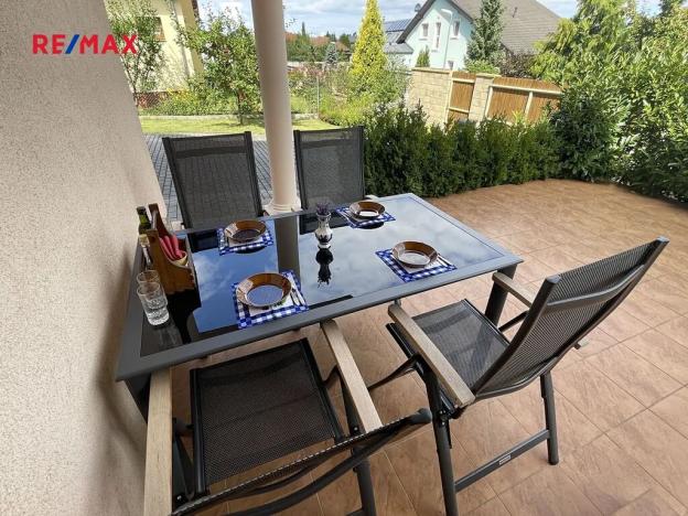 Prodej rodinného domu, Mukařov, Zvonečková, 230 m2