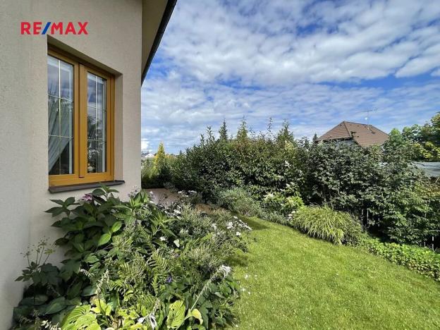 Prodej rodinného domu, Mukařov, Zvonečková, 230 m2