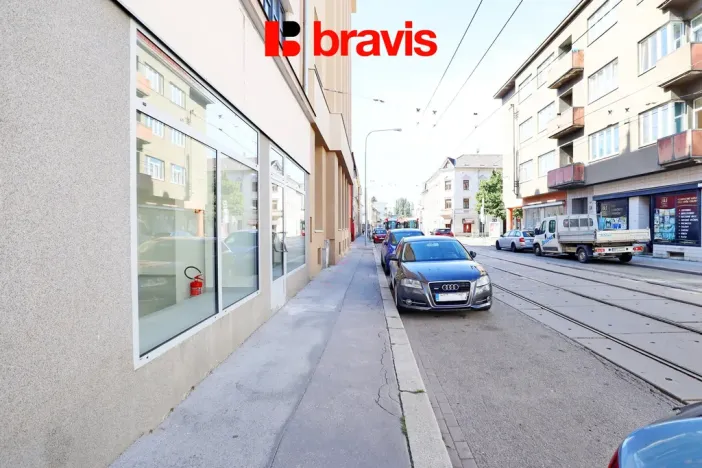 Pronájem obchodního prostoru, Brno - Husovice, Dukelská třída, 28 m2