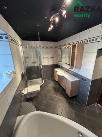 Prodej rodinného domu, Chodský Újezd - Dolní Jadruž, 400 m2