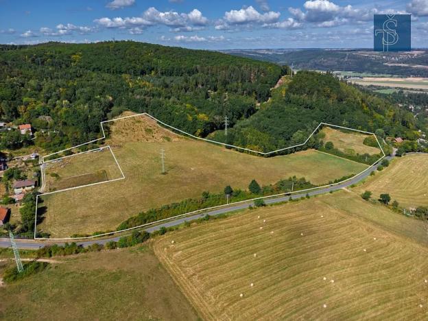 Prodej pozemku pro bydlení, Černolice, Ke dvoru, 2000 m2