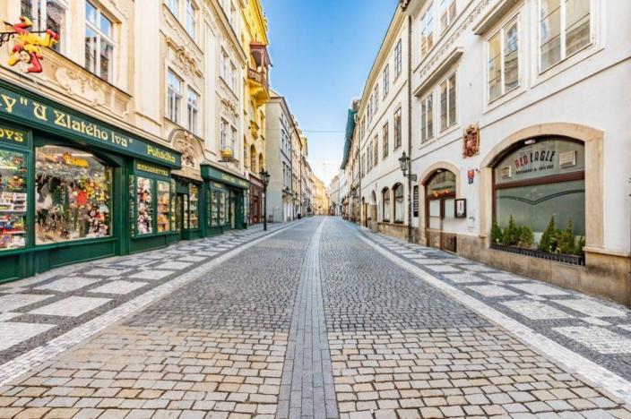 Pronájem kanceláře, Praha - Staré Město, Rybná, 150 m2