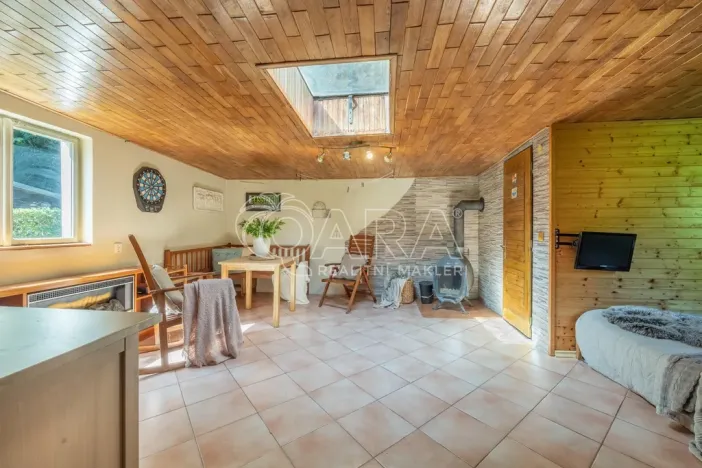 Prodej chaty, Český Šternberk, 44 m2