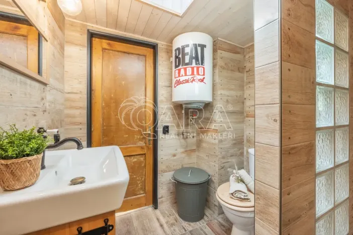 Prodej chaty, Český Šternberk, 44 m2