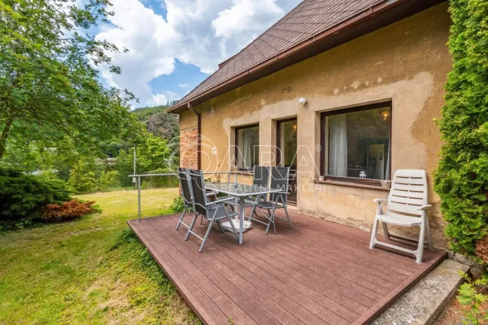 Prodej pozemku pro bydlení, Vrané nad Vltavou, Vltavská, 1676 m2