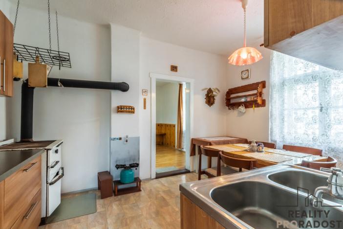 Prodej rodinného domu, Malé Žernoseky, Labská, 60 m2