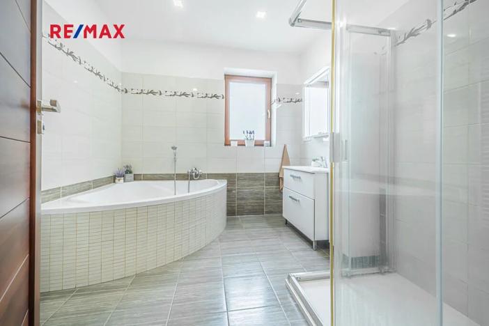 Prodej rodinného domu, Kolín, K Ovčárům, 144 m2