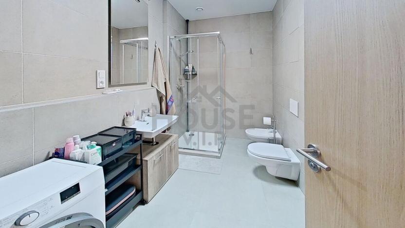 Pronájem bytu 2+kk, Praha - Karlín, Sokolova, 60 m2