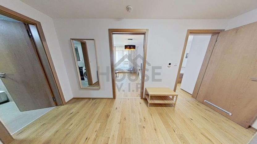 Pronájem bytu 2+kk, Praha - Karlín, Sokolova, 60 m2