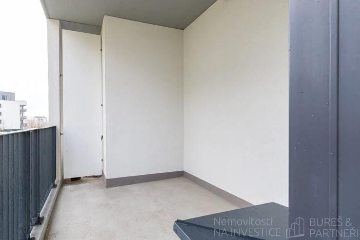 Pronájem bytu 2+kk, Praha - Vysočany, Smržových, 52 m2