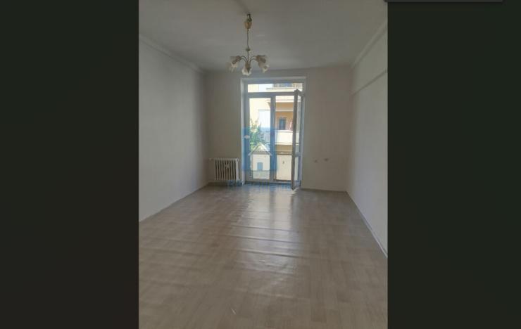 Prodej bytu 2+1, Karlovy Vary, K. Čapka, 56 m2