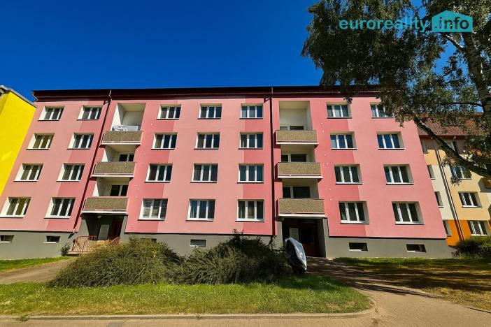 Pronájem bytu 1+1, Cheb, Lesní, 35 m2