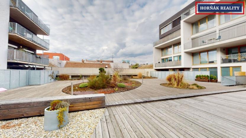 Pronájem bytu 1+kk, Brno - Královo Pole, Košinova, 35 m2