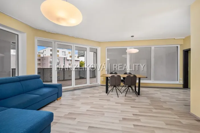 Prodej bytu 3+1, České Budějovice, Volejbalistů, 92 m2