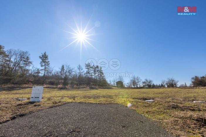 Prodej zahrady, Líšťany, 1187 m2