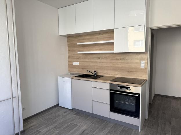Pronájem bytu 2+kk, Zlín, Zarámí, 41 m2