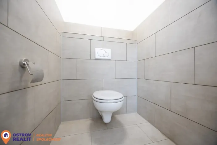 Prodej obchodního prostoru, Šumperk, Uničovská, 198 m2