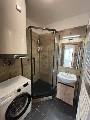 Pronájem bytu 4+1, Ostroměř, Zahradní, 92 m2