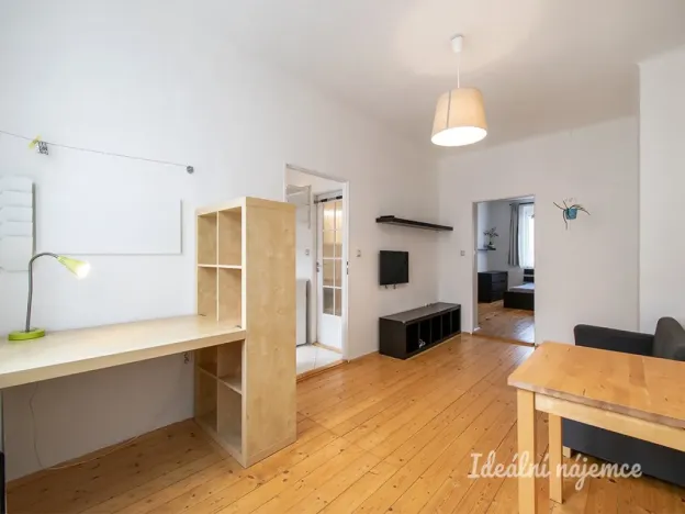 Pronájem bytu 2+kk, Praha - Žižkov, Žižkovo náměstí, 49 m2