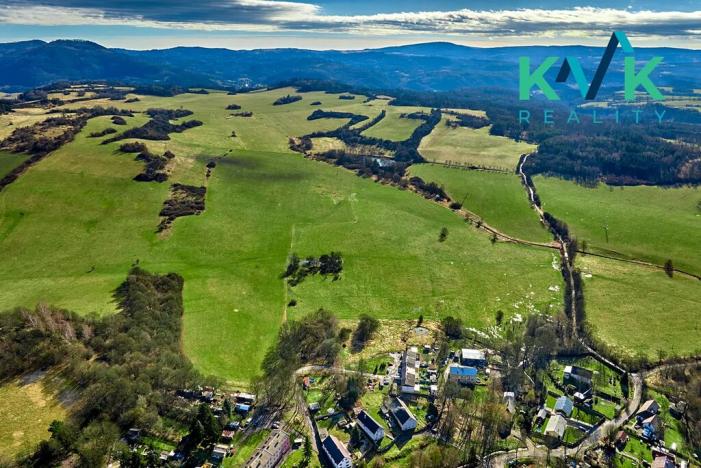 Prodej pozemku pro bydlení, Ostrov, 735 m2