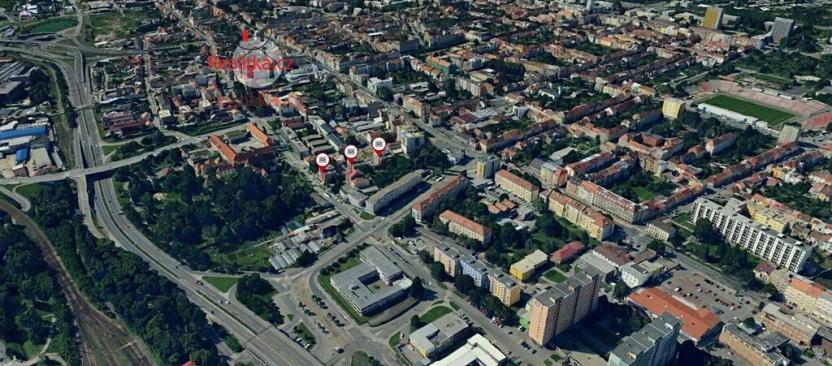 Prodej garážového stání, Brno, 18 m2