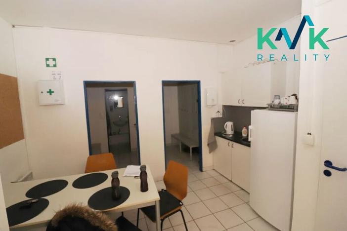 Pronájem skladu, Karlovy Vary, Stará Kysibelská, 1614 m2