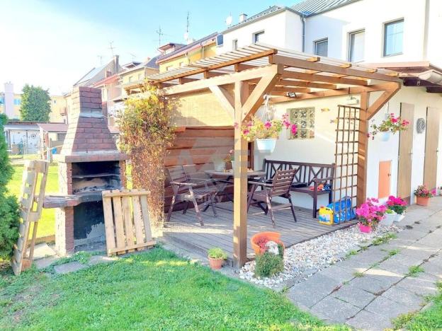 Prodej bytu 3+1, Krnov - Pod Bezručovým vrchem, Březinova, 177 m2