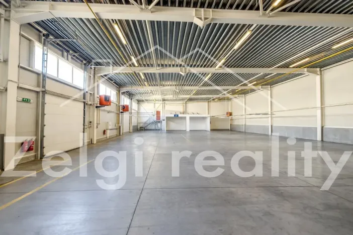Pronájem skladu, Brno, 1400 m2