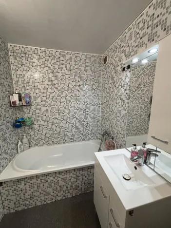 Pronájem bytu 3+1, Hradec Králové - Nový Hradec Králové, třída Edvarda Beneše, 88 m2