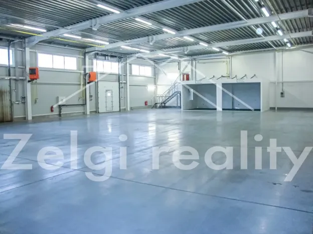 Pronájem skladu, Brno, 600 m2