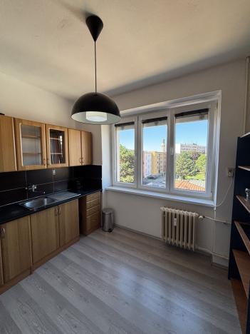 Pronájem bytu 2+1, Hradec Králové, Chelčického, 55 m2