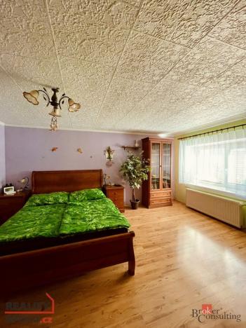 Prodej rodinného domu, Černuc - Miletice, 230 m2