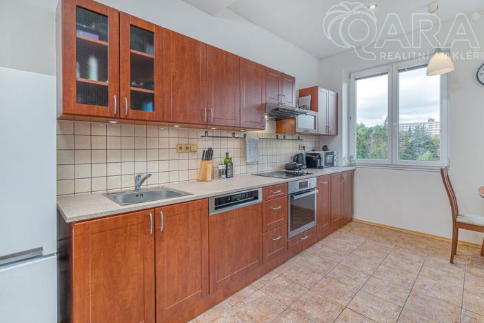 Prodej bytu 3+kk, Olomouc - Neředín, Čechova, 58 m2