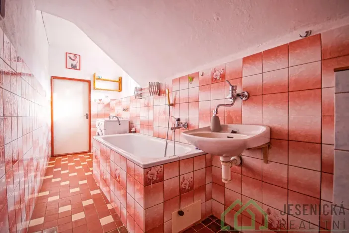 Pronájem bytu 2+1, Jeseník, Jiráskova, 70 m2