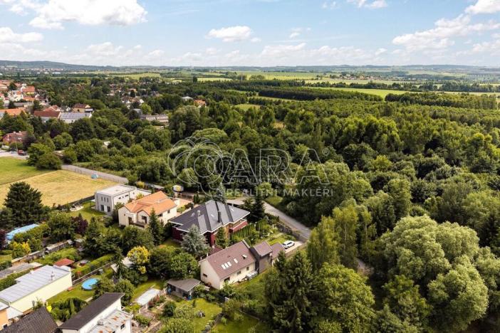 Prodej rodinného domu, Praha - Kolovraty, V louce, 495 m2