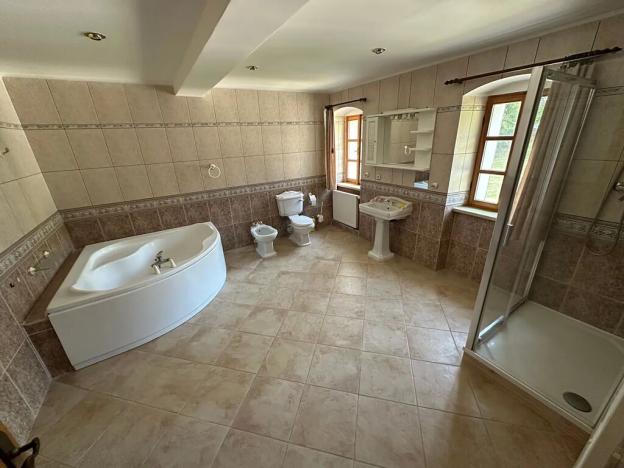 Prodej komerční nemovitosti, Povrly, Lysá, 635 m2