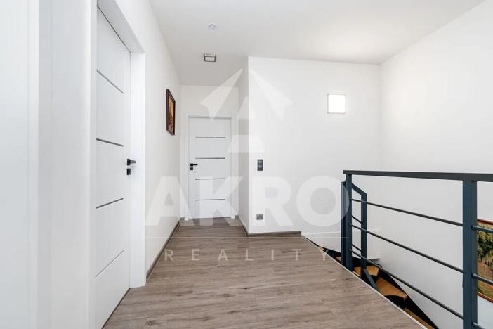 Prodej bytu 4+kk, Okrouhlo, 152 m2