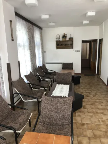 Pronájem ubytování, Hrotovice, 700 m2