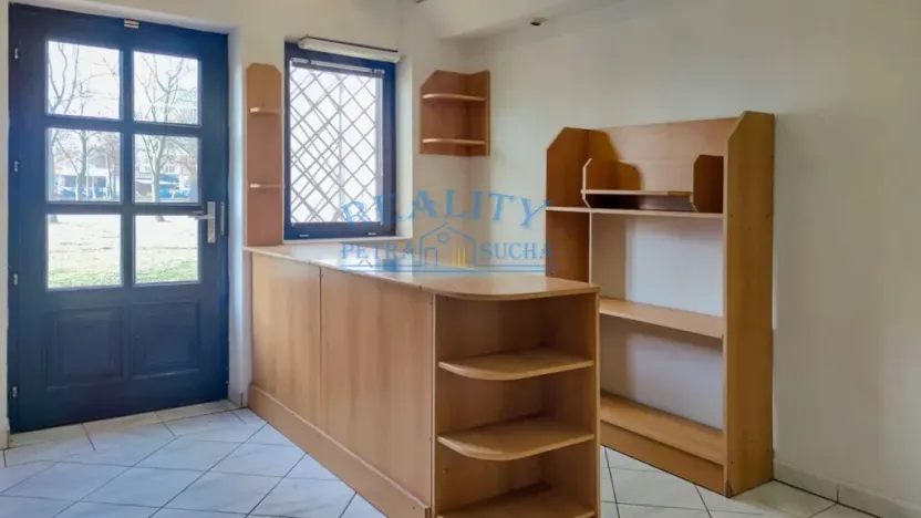 Pronájem obchodního prostoru, Roudnice nad Labem, Alej 17. listopadu, 32 m2