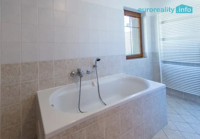 Prodej rodinného domu, Lipno nad Vltavou, 180 m2