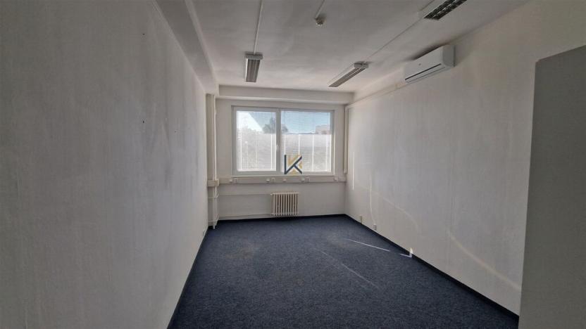 Pronájem kanceláře, Praha, Kaplanova, 42 m2