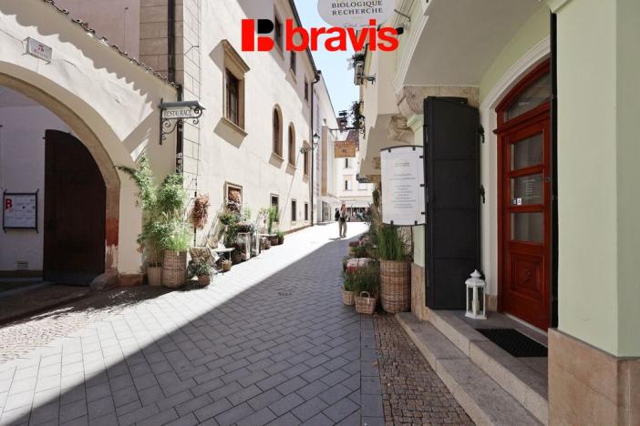 Pronájem obchodního prostoru, Brno, Mečová, 16 m2