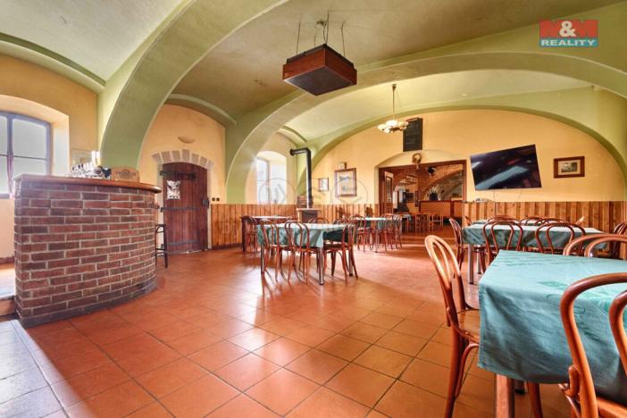 Prodej restaurace, Studená, Tyršova, 879 m2
