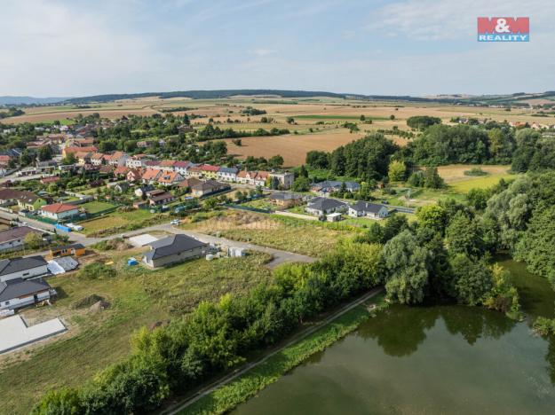 Prodej pozemku pro bydlení, Lutopecny, 898 m2