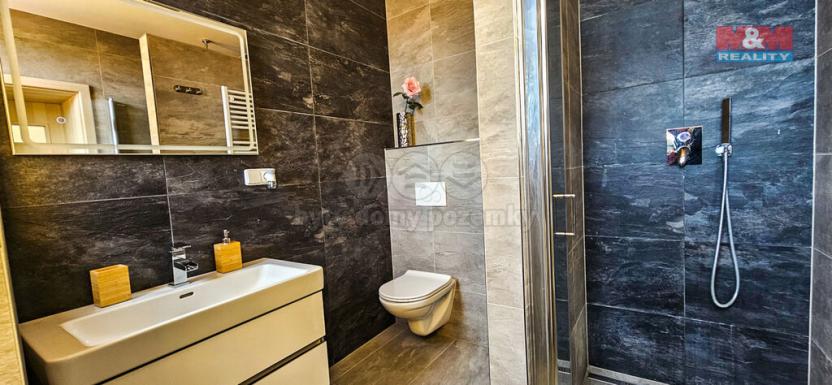 Prodej bytu 2+kk, Přelouč, Václavské náměstí, 72 m2