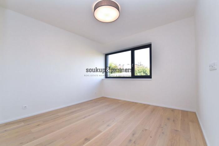 Pronájem rodinného domu, Praha - Háje, V Hájích, 220 m2