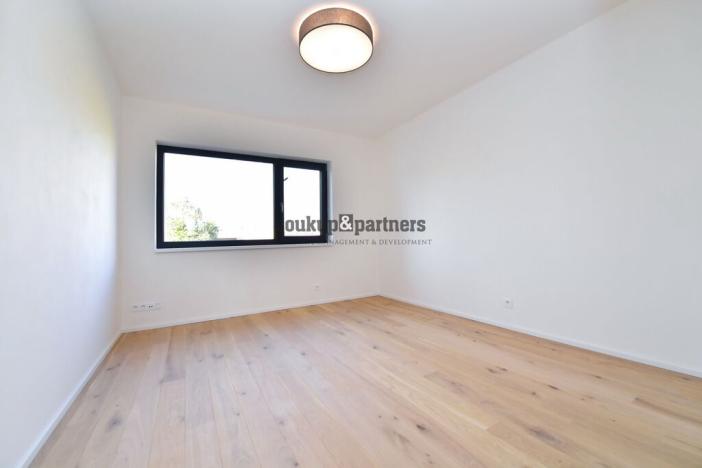 Pronájem rodinného domu, Praha - Háje, V Hájích, 220 m2