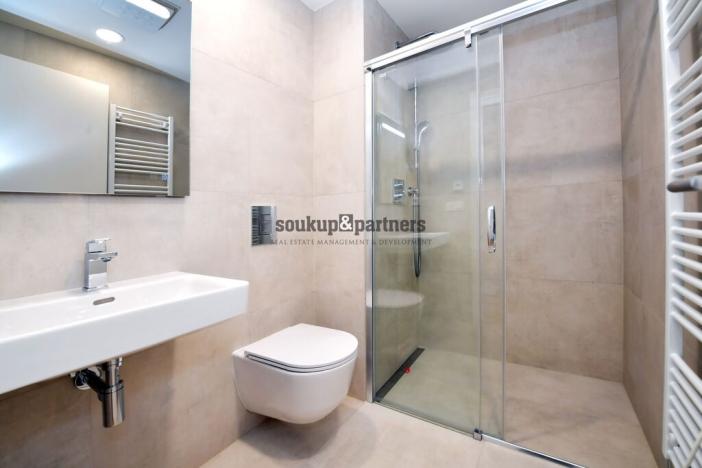 Pronájem rodinného domu, Praha - Háje, V Hájích, 220 m2