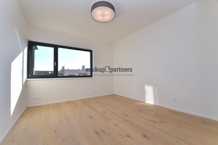 Pronájem rodinného domu, Praha - Háje, V Hájích, 220 m2