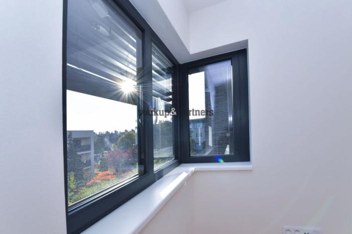 Pronájem rodinného domu, Praha - Háje, V Hájích, 220 m2